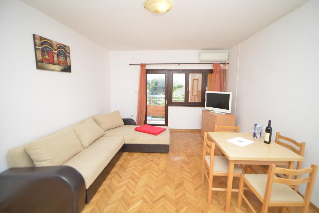 Apartments Villa Illyrik Risan Esterno foto