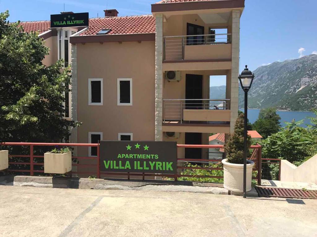 Apartments Villa Illyrik Risan Esterno foto